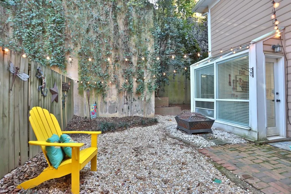 7500 Roswell Road Unit 87, Sandy Springs, Georgia 30350, 2 Bedrooms Bedrooms, ,2 BathroomsBathrooms,Residential,Sold,7500 Roswell Road Unit 87,6647773