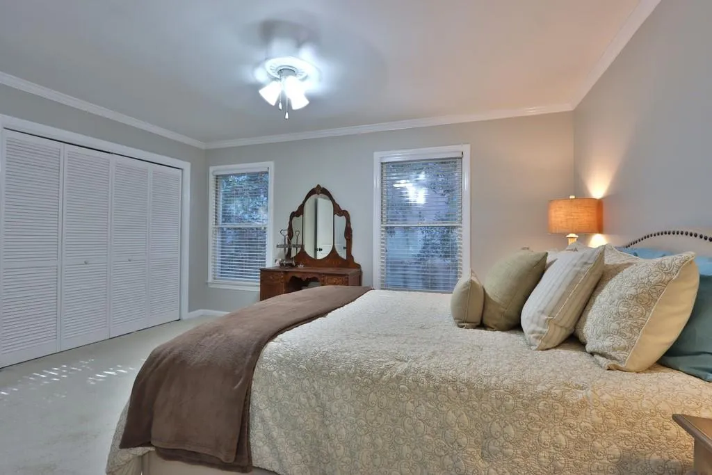 7500 Roswell Road Unit 87, Sandy Springs, Georgia 30350, 2 Bedrooms Bedrooms, ,2 BathroomsBathrooms,Residential,Sold,7500 Roswell Road Unit 87,6647773