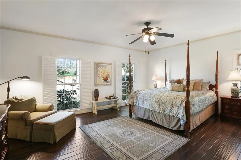 8920 Ridgemont Drive, Sandy Springs, Georgia 30350, 6 Bedrooms Bedrooms, ,4 BathroomsBathrooms,Residential,Sold,8920 Ridgemont Drive,5821495