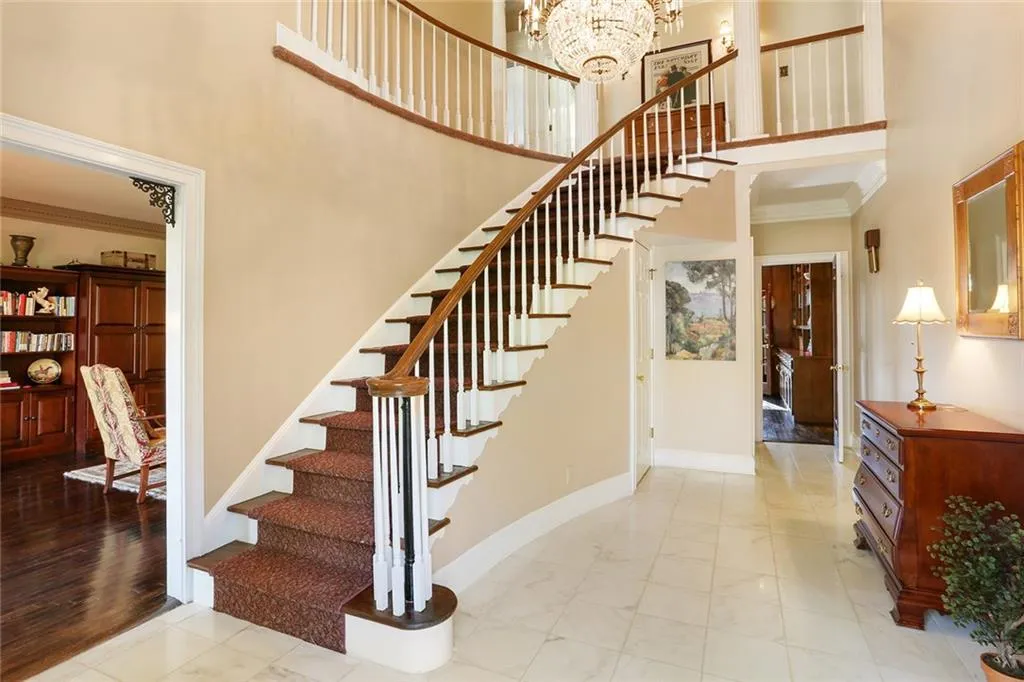 8920 Ridgemont Drive, Sandy Springs, Georgia 30350, 6 Bedrooms Bedrooms, ,4 BathroomsBathrooms,Residential,Sold,8920 Ridgemont Drive,5821495