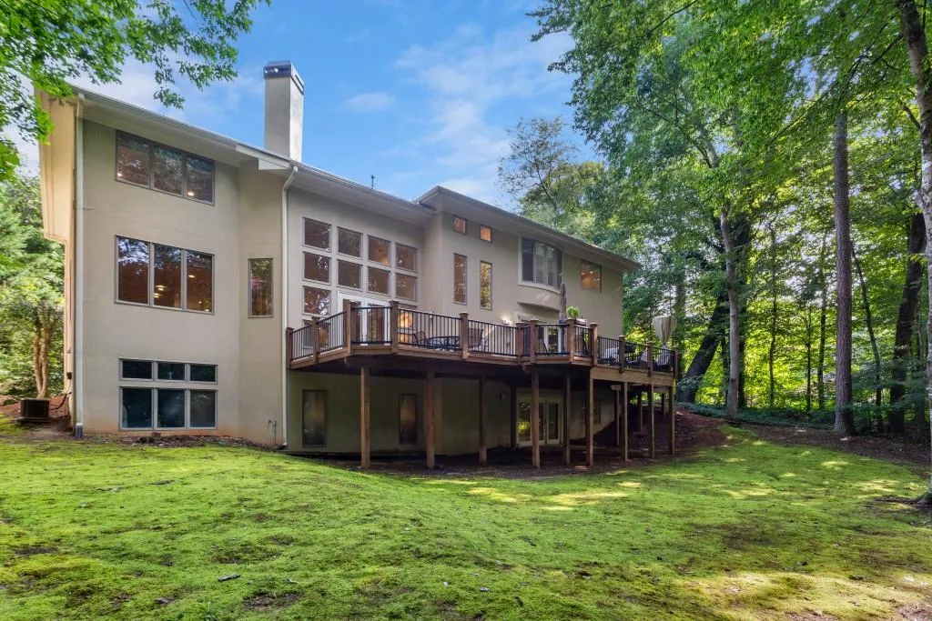 43 Wing Mill Road, Sandy Springs, Georgia 30350, 5 Bedrooms Bedrooms, ,4 BathroomsBathrooms,Residential,Sold,43 Wing Mill Road,7009804
