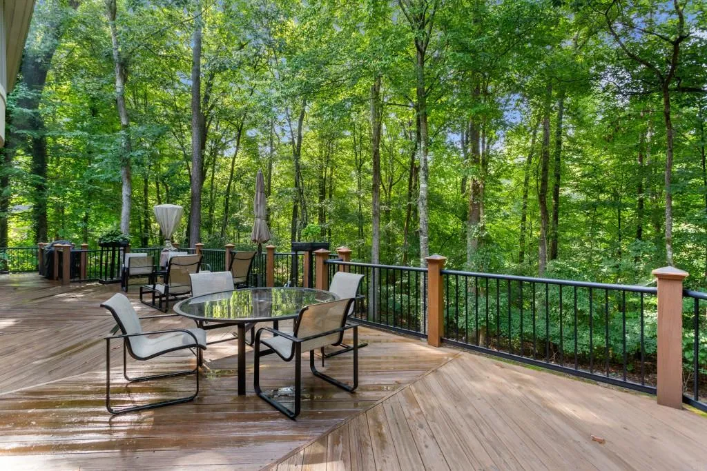 43 Wing Mill Road, Sandy Springs, Georgia 30350, 5 Bedrooms Bedrooms, ,4 BathroomsBathrooms,Residential,Sold,43 Wing Mill Road,7009804
