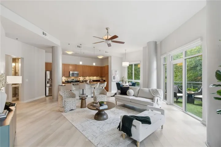 711 Cosmopolitan Drive Ne Unit 107, Atlanta, Georgia 30324