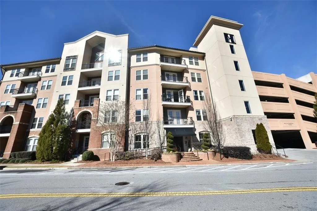 901 Abernathy Road Unit 6040, Atlanta, Georgia 30328, 2 Bedrooms Bedrooms, ,2 BathroomsBathrooms,Residential,Sold,901 Abernathy Road Unit 6040,5648196