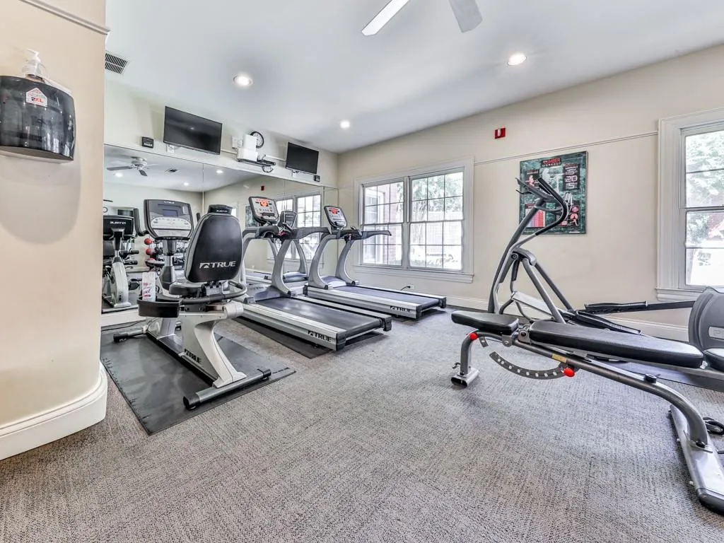 211 Colonial Homes Drive Nw Unit 2501, Atlanta, Georgia 30309, 2 Bedrooms Bedrooms, ,2 BathroomsBathrooms,Residential,For Sale,211 Colonial Homes Drive Nw Unit 2501,7666476