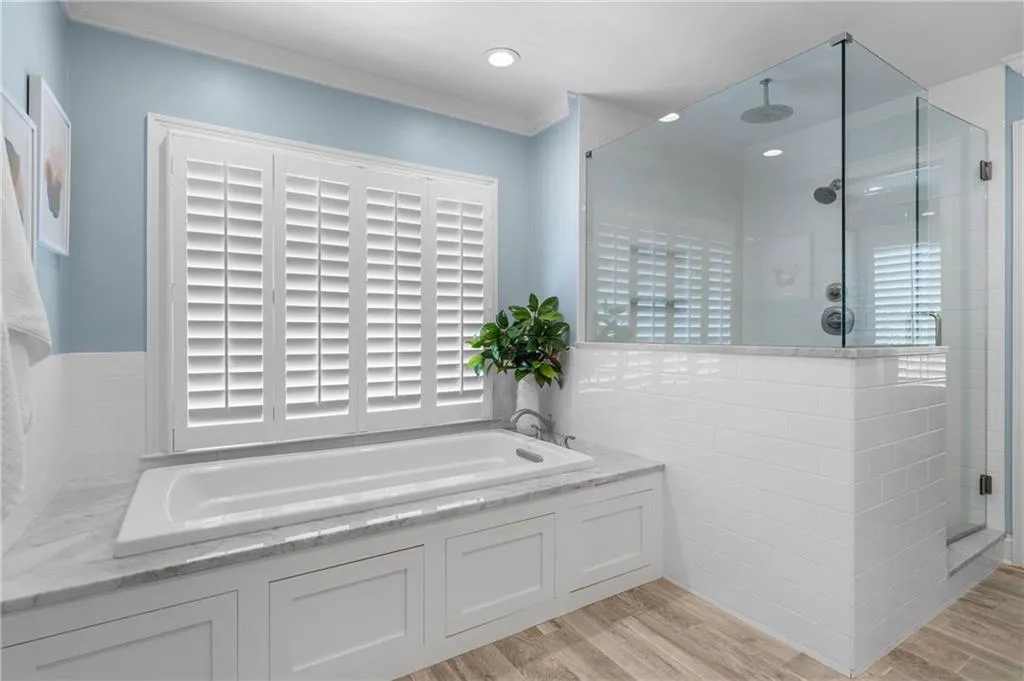 2681 Brookwood Drive Ne, Atlanta, Georgia 30305, 4 Bedrooms Bedrooms, ,4 BathroomsBathrooms,Residential,For Sale,2681 Brookwood Drive Ne,7635324