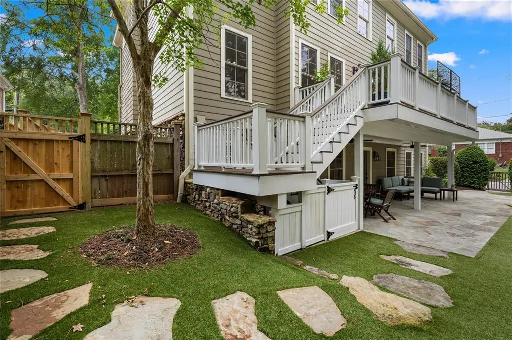 2681 Brookwood Drive Ne, Atlanta, Georgia 30305, 4 Bedrooms Bedrooms, ,4 BathroomsBathrooms,Residential,For Sale,2681 Brookwood Drive Ne,7635324