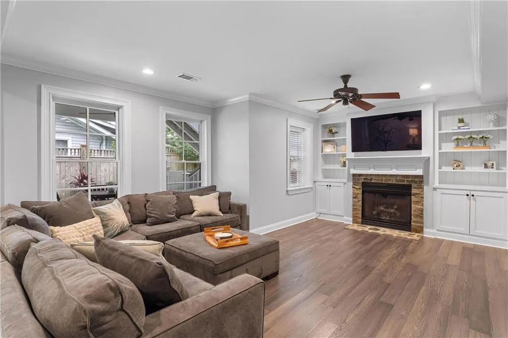 2681 Brookwood Drive Ne, Atlanta, Georgia 30305, 4 Bedrooms Bedrooms, ,4 BathroomsBathrooms,Residential,For Sale,2681 Brookwood Drive Ne,7635324