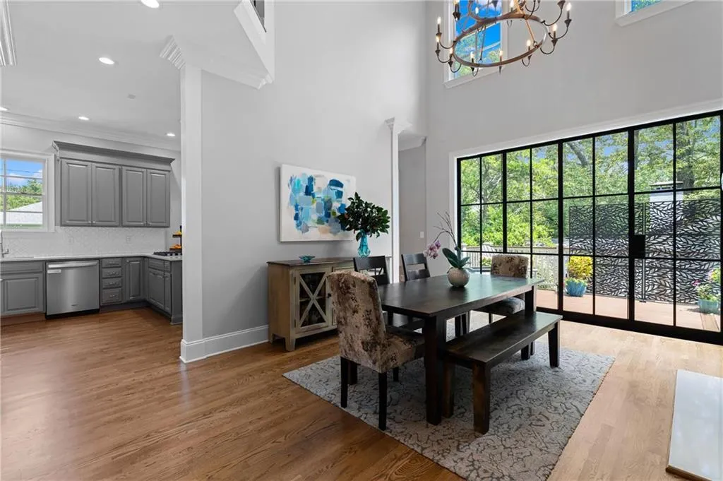 2681 Brookwood Drive Ne, Atlanta, Georgia 30305, 4 Bedrooms Bedrooms, ,4 BathroomsBathrooms,Residential,For Sale,2681 Brookwood Drive Ne,7635324