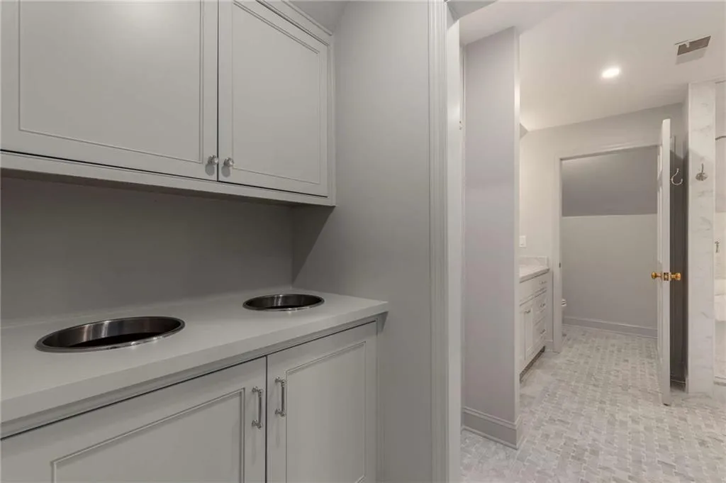 8120 Tynecastle Drive, Atlanta, Georgia 30350, 4 Bedrooms Bedrooms, ,4 BathroomsBathrooms,Residential,Sold,8120 Tynecastle Drive,7507112