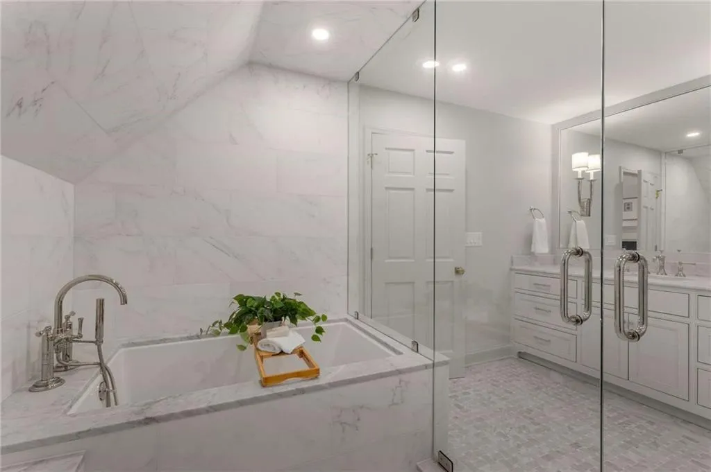 8120 Tynecastle Drive, Atlanta, Georgia 30350, 4 Bedrooms Bedrooms, ,4 BathroomsBathrooms,Residential,Sold,8120 Tynecastle Drive,7507112