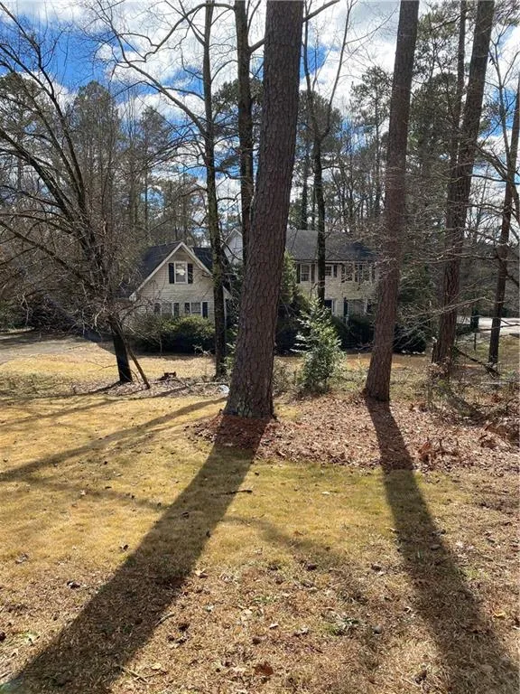 85 Dalrymple Road, Sandy Springs, Georgia 30328, 4 Bedrooms Bedrooms, ,2 BathroomsBathrooms,Residential,Sold,85 Dalrymple Road,6839748