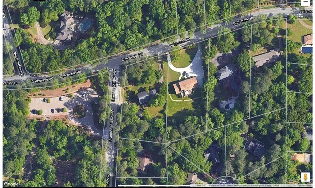 85 Dalrymple Road, Sandy Springs, Georgia 30328, 4 Bedrooms Bedrooms, ,2 BathroomsBathrooms,Residential,Sold,85 Dalrymple Road,6839748