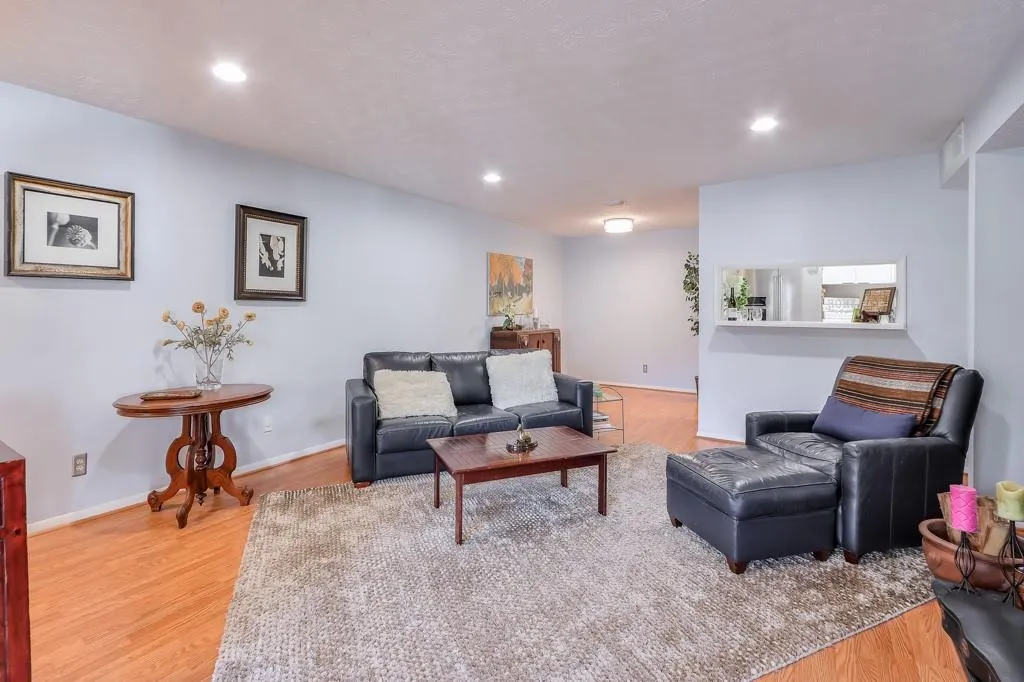 1418 Summit North Drive Ne Unit 1418, Atlanta, Georgia 30324, 1 Bedroom Bedrooms, ,1 BathroomBathrooms,Residential,Sold,1418 Summit North Drive Ne Unit 1418,7569688