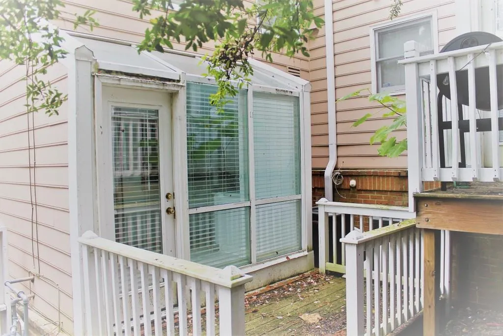 7500 Roswell Rd Road Unit 97, Sandy Springs, Georgia 30350, 2 Bedrooms Bedrooms, ,2 BathroomsBathrooms,Residential,Sold,7500 Roswell Rd Road Unit 97,6828777