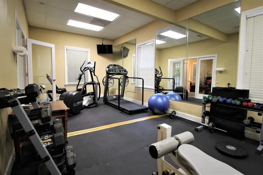 7500 Roswell Rd Road Unit 97, Sandy Springs, Georgia 30350, 2 Bedrooms Bedrooms, ,2 BathroomsBathrooms,Residential,Sold,7500 Roswell Rd Road Unit 97,6828777