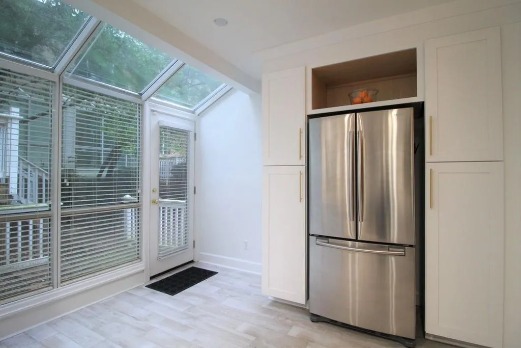 7500 Roswell Rd Road Unit 97, Sandy Springs, Georgia 30350, 2 Bedrooms Bedrooms, ,2 BathroomsBathrooms,Residential,Sold,7500 Roswell Rd Road Unit 97,6828777