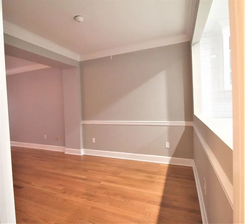 7500 Roswell Rd Road Unit 97, Sandy Springs, Georgia 30350, 2 Bedrooms Bedrooms, ,2 BathroomsBathrooms,Residential,Sold,7500 Roswell Rd Road Unit 97,6828777