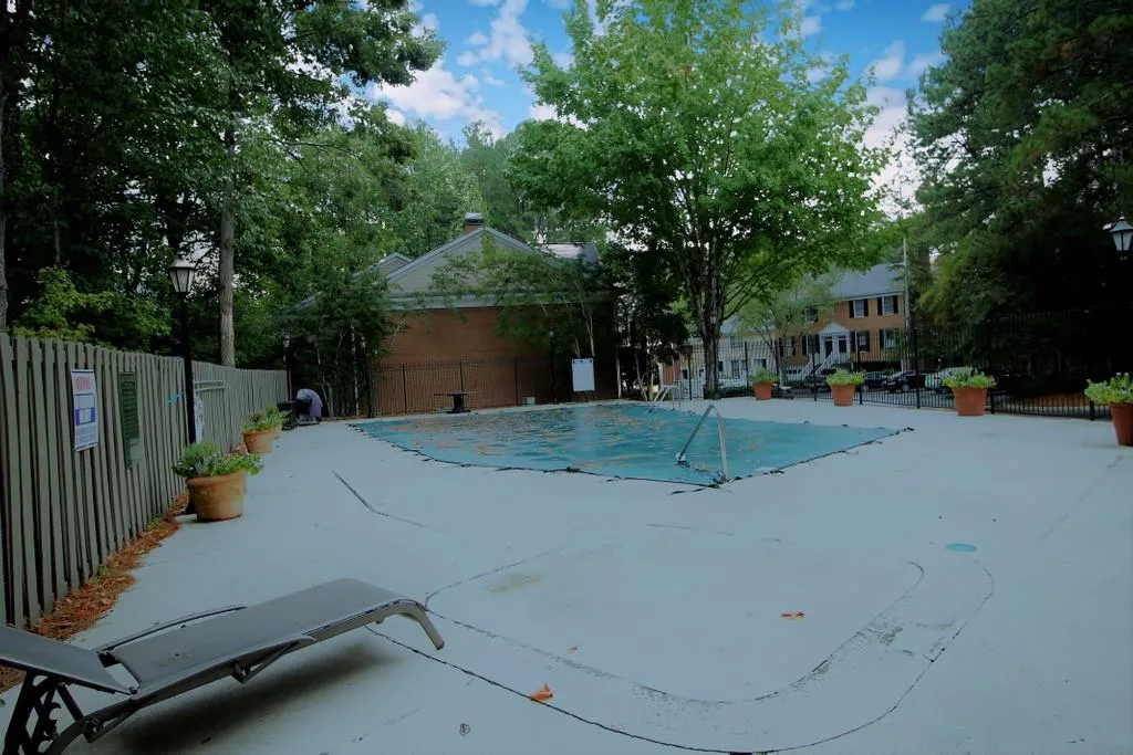 7500 Roswell Rd Road Unit 97, Sandy Springs, Georgia 30350, 2 Bedrooms Bedrooms, ,2 BathroomsBathrooms,Residential,Sold,7500 Roswell Rd Road Unit 97,6828777