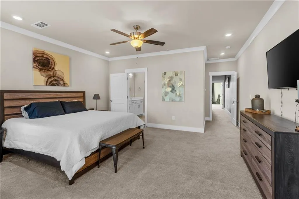 2030 Main Street Nw Unit 207, Atlanta, Georgia 30318, 2 Bedrooms Bedrooms, 0 ,2 BathroomsBathrooms,Residential,For Sale,2030 Main Street Nw Unit 207,7731061