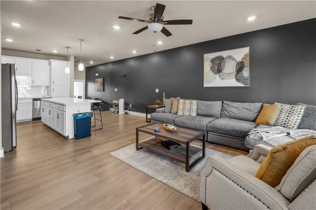 2030 Main Street Nw Unit 207, Atlanta, Georgia 30318, 2 Bedrooms Bedrooms, 0 ,2 BathroomsBathrooms,Residential,For Sale,2030 Main Street Nw Unit 207,7731061