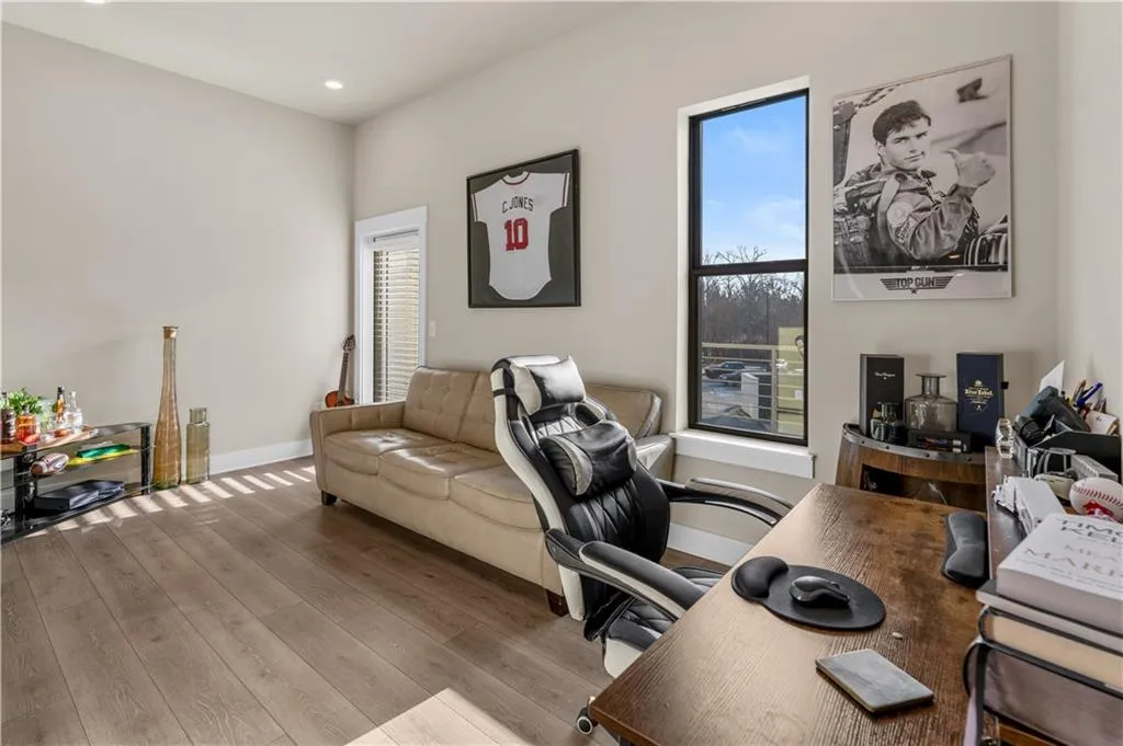 2030 Main Street Nw Unit 207, Atlanta, Georgia 30318, 2 Bedrooms Bedrooms, 0 ,2 BathroomsBathrooms,Residential,For Sale,2030 Main Street Nw Unit 207,7731061
