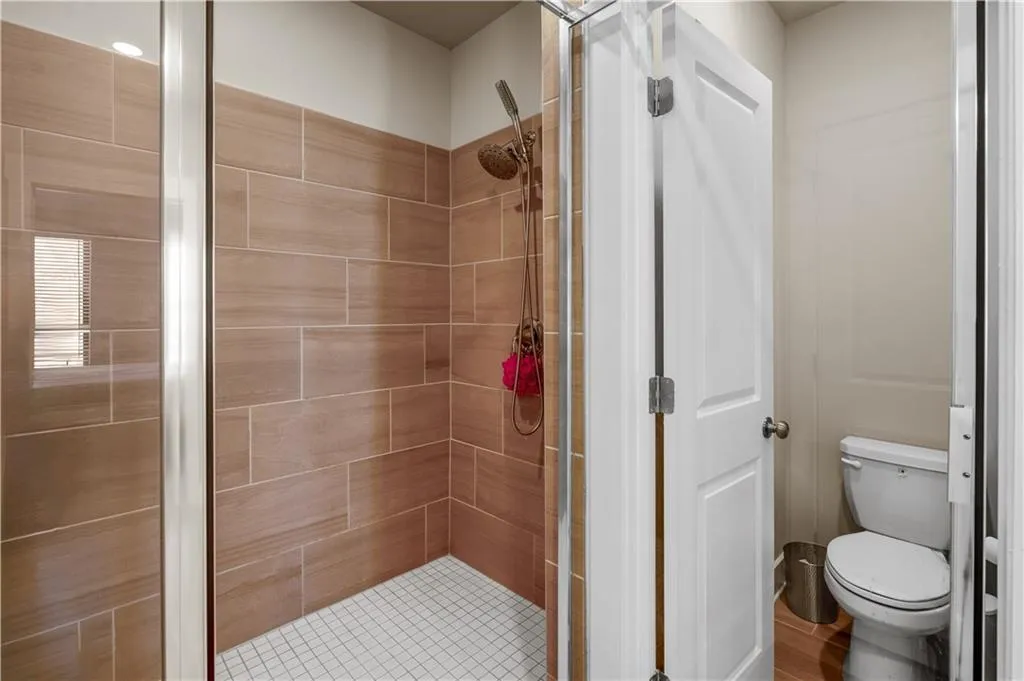 2030 Main Street Nw Unit 207, Atlanta, Georgia 30318, 2 Bedrooms Bedrooms, 0 ,2 BathroomsBathrooms,Residential,For Sale,2030 Main Street Nw Unit 207,7731061