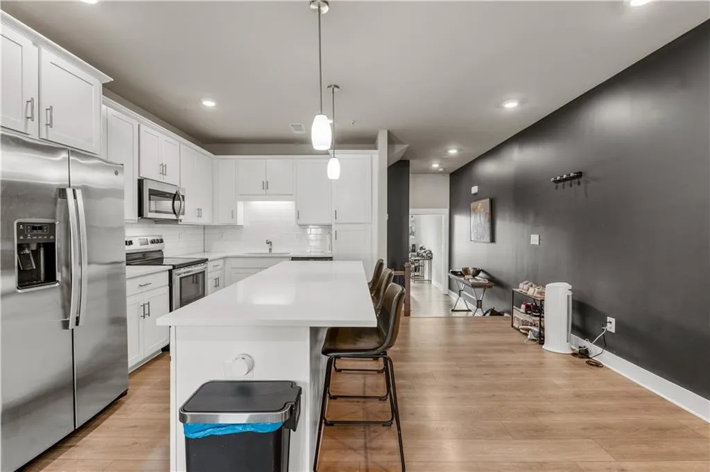 2030 Main Street Nw Unit 207, Atlanta, Georgia 30318, 2 Bedrooms Bedrooms, 0 ,2 BathroomsBathrooms,Residential,For Sale,2030 Main Street Nw Unit 207,7731061