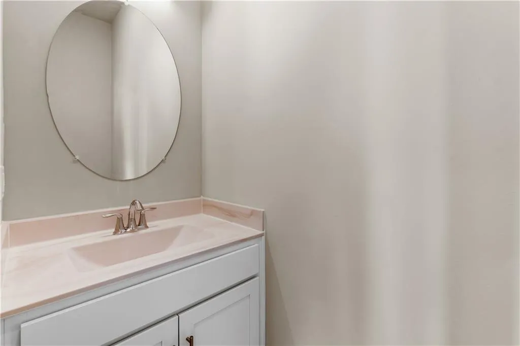 2030 Main Street Nw Unit 207, Atlanta, Georgia 30318, 2 Bedrooms Bedrooms, 0 ,2 BathroomsBathrooms,Residential,For Sale,2030 Main Street Nw Unit 207,7731061
