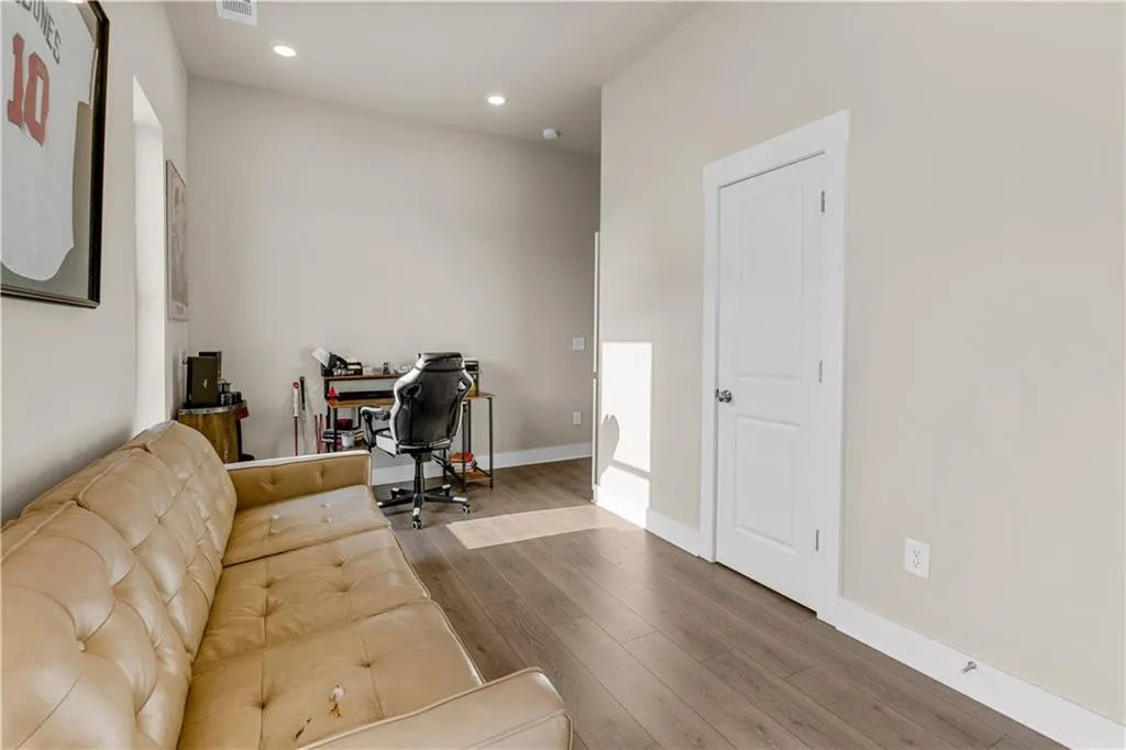 2030 Main Street Nw Unit 207, Atlanta, Georgia 30318, 2 Bedrooms Bedrooms, 0 ,2 BathroomsBathrooms,Residential,For Sale,2030 Main Street Nw Unit 207,7731061