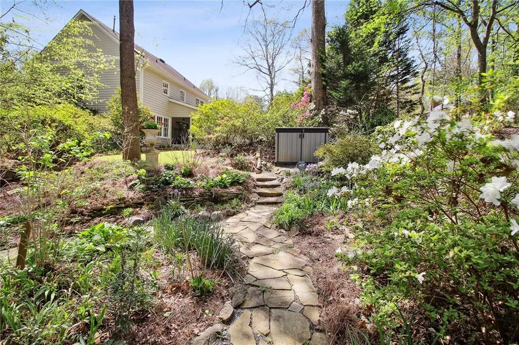 285 Brackenwood Circle, Atlanta, Georgia 30328, 6 Bedrooms Bedrooms, ,3 BathroomsBathrooms,Residential,Sold,285 Brackenwood Circle,7197639 285 Brackenwood Circle, Atlanta, Georgia 30328, 6 Bedrooms Bedrooms, ,3 BathroomsBathrooms,Residential,Sold,285 Brackenwood Circle,7197639