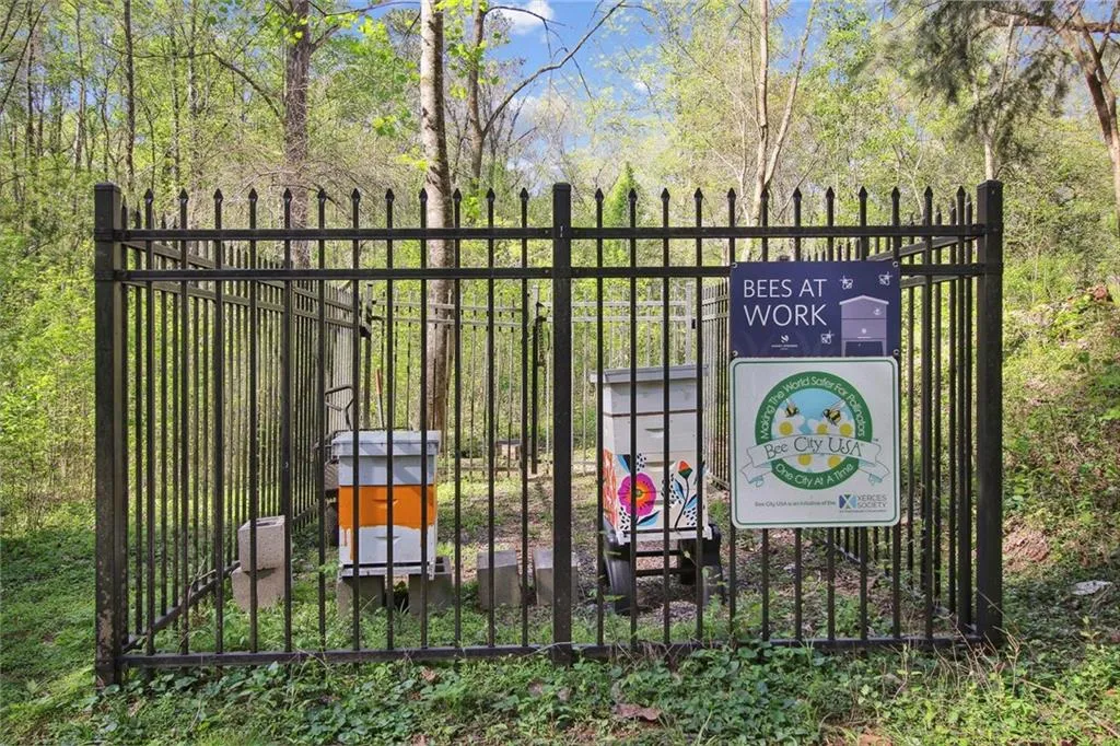 285 Brackenwood Circle, Atlanta, Georgia 30328, 6 Bedrooms Bedrooms, ,3 BathroomsBathrooms,Residential,Sold,285 Brackenwood Circle,7197639 285 Brackenwood Circle, Atlanta, Georgia 30328, 6 Bedrooms Bedrooms, ,3 BathroomsBathrooms,Residential,Sold,285 Brackenwood Circle,7197639