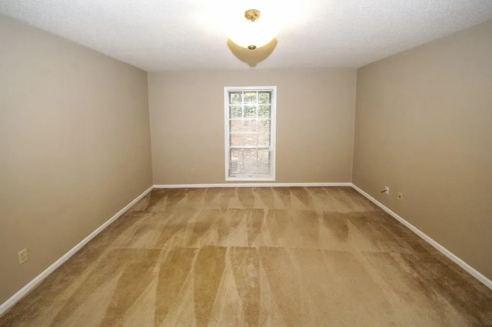 6851 Roswell Road Unit G-1, Sandy Springs, Georgia 30328, 1 Bedroom Bedrooms, ,1 BathroomBathrooms,Residential,Sold,6851 Roswell Road Unit G-1,6099567