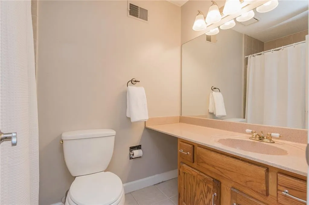 219 Peachtree Hollow Court, Atlanta, Georgia 30328, 2 Bedrooms Bedrooms, ,2 BathroomsBathrooms,Residential,Sold,219 Peachtree Hollow Court,6565652 219 Peachtree Hollow Court, Atlanta, Georgia 30328, 2 Bedrooms Bedrooms, ,2 BathroomsBathrooms,Residential,Sold,219 Peachtree Hollow Court,6565652