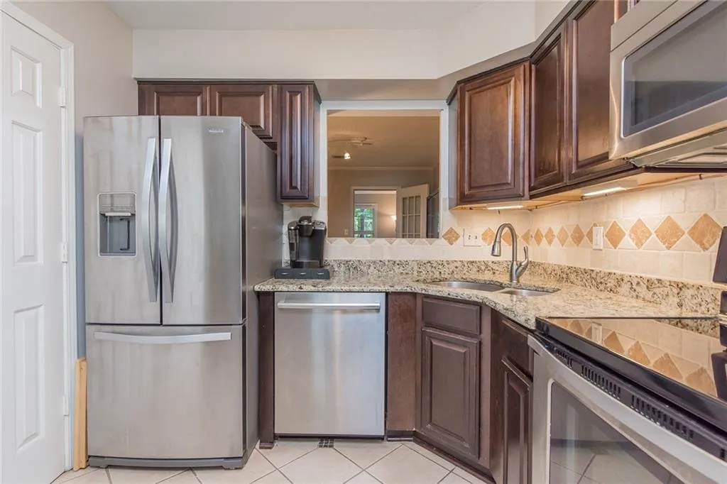 219 Peachtree Hollow Court, Atlanta, Georgia 30328, 2 Bedrooms Bedrooms, ,2 BathroomsBathrooms,Residential,Sold,219 Peachtree Hollow Court,6565652 219 Peachtree Hollow Court, Atlanta, Georgia 30328, 2 Bedrooms Bedrooms, ,2 BathroomsBathrooms,Residential,Sold,219 Peachtree Hollow Court,6565652