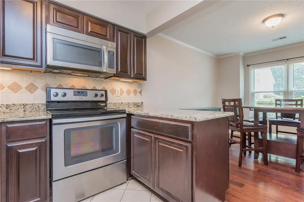 219 Peachtree Hollow Court, Atlanta, Georgia 30328, 2 Bedrooms Bedrooms, ,2 BathroomsBathrooms,Residential,Sold,219 Peachtree Hollow Court,6565652 219 Peachtree Hollow Court, Atlanta, Georgia 30328, 2 Bedrooms Bedrooms, ,2 BathroomsBathrooms,Residential,Sold,219 Peachtree Hollow Court,6565652