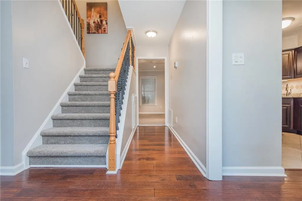 219 Peachtree Hollow Court, Atlanta, Georgia 30328, 2 Bedrooms Bedrooms, ,2 BathroomsBathrooms,Residential,Sold,219 Peachtree Hollow Court,6565652 219 Peachtree Hollow Court, Atlanta, Georgia 30328, 2 Bedrooms Bedrooms, ,2 BathroomsBathrooms,Residential,Sold,219 Peachtree Hollow Court,6565652