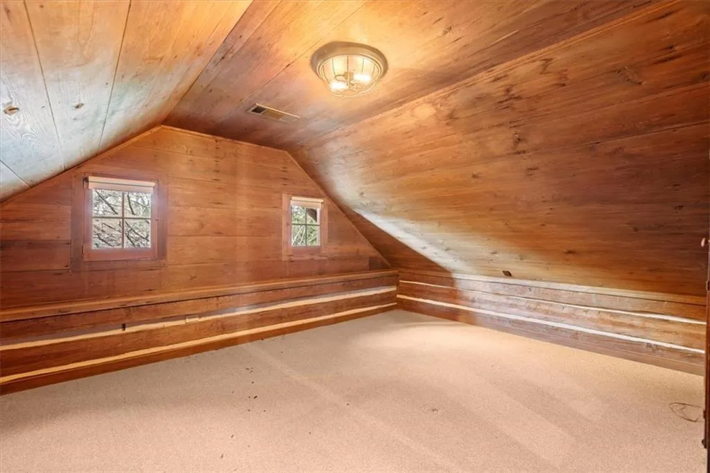 Guest house upstairs bedroom