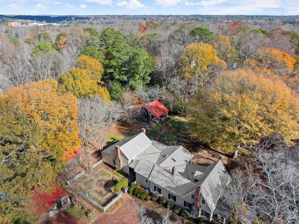 7865 Nesbit Ferry Road, Sandy Springs, Georgia 30350, 6 Bedrooms Bedrooms, ,4 BathroomsBathrooms,Residential,Sold,7865 Nesbit Ferry Road,7497650