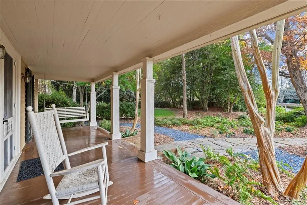 Quintessential front porch