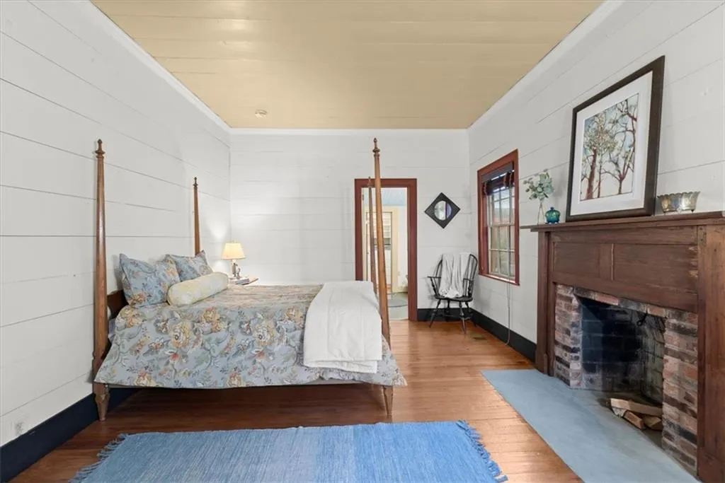 7865 Nesbit Ferry Road, Sandy Springs, Georgia 30350, 6 Bedrooms Bedrooms, ,4 BathroomsBathrooms,Residential,Sold,7865 Nesbit Ferry Road,7497650