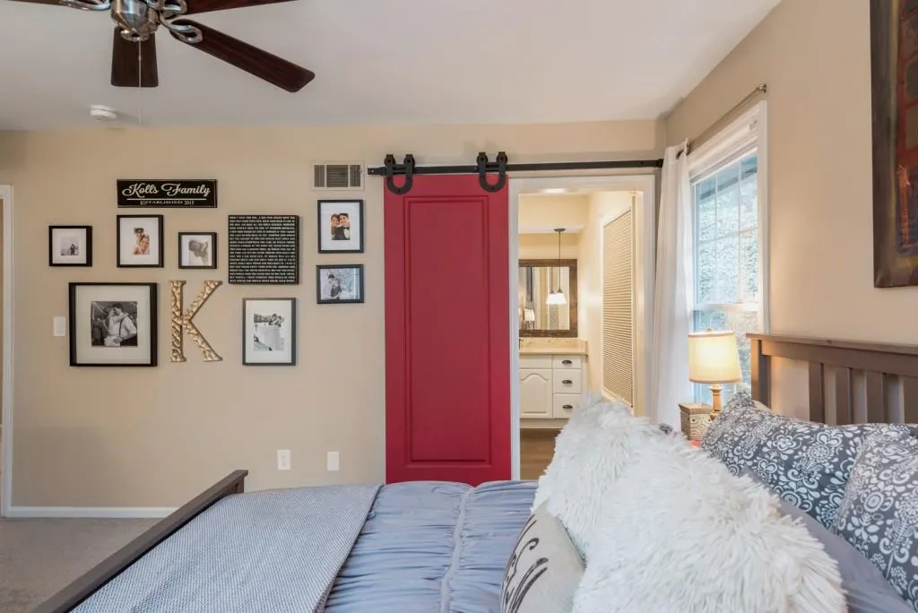 216 Devonwood Drive, Sandy Springs, Georgia 30328, 4 Bedrooms Bedrooms, ,2 BathroomsBathrooms,Residential,Sold,216 Devonwood Drive,5977252