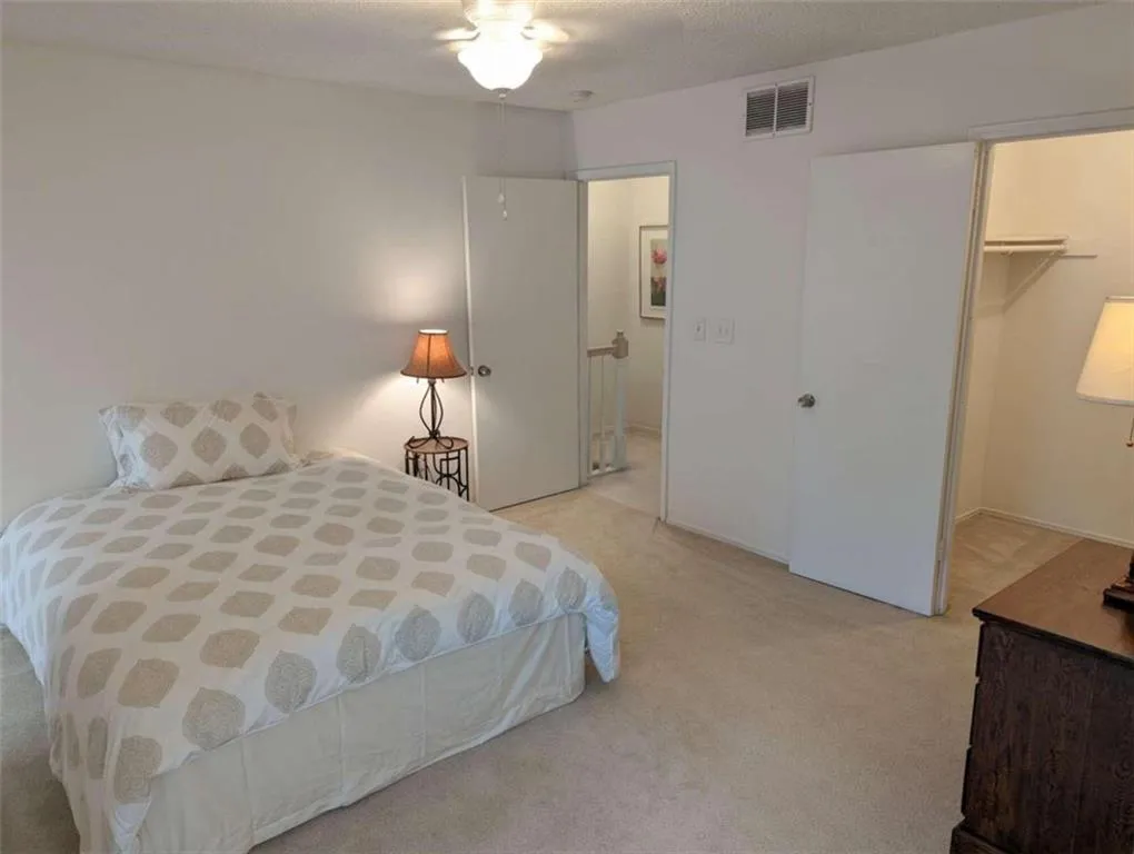 2406 Huntingdon Chase, Sandy Springs, Georgia 30350, 2 Bedrooms Bedrooms, ,2 BathroomsBathrooms,Residential,Sold,2406 Huntingdon Chase,7030995