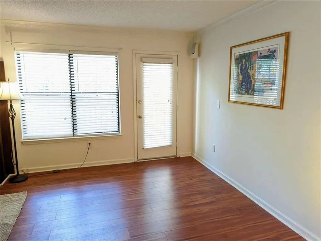 2406 Huntingdon Chase, Sandy Springs, Georgia 30350, 2 Bedrooms Bedrooms, ,2 BathroomsBathrooms,Residential,Sold,2406 Huntingdon Chase,7030995