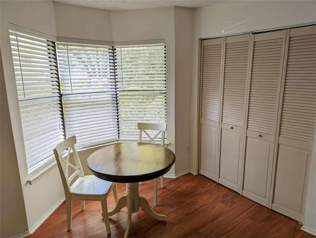 2406 Huntingdon Chase, Sandy Springs, Georgia 30350, 2 Bedrooms Bedrooms, ,2 BathroomsBathrooms,Residential,Sold,2406 Huntingdon Chase,7030995