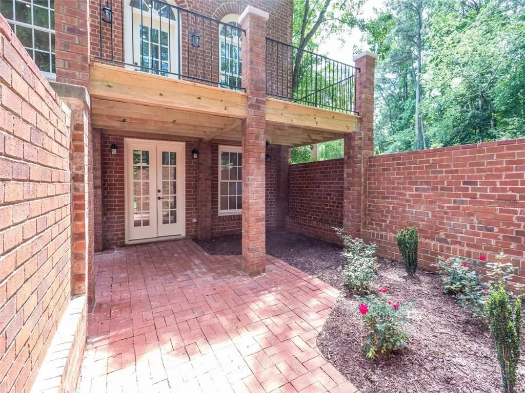 107 Jefferson Circle, Sandy Springs, Georgia 30328, 4 Bedrooms Bedrooms, ,3 BathroomsBathrooms,Residential,Sold,107 Jefferson Circle,5858715