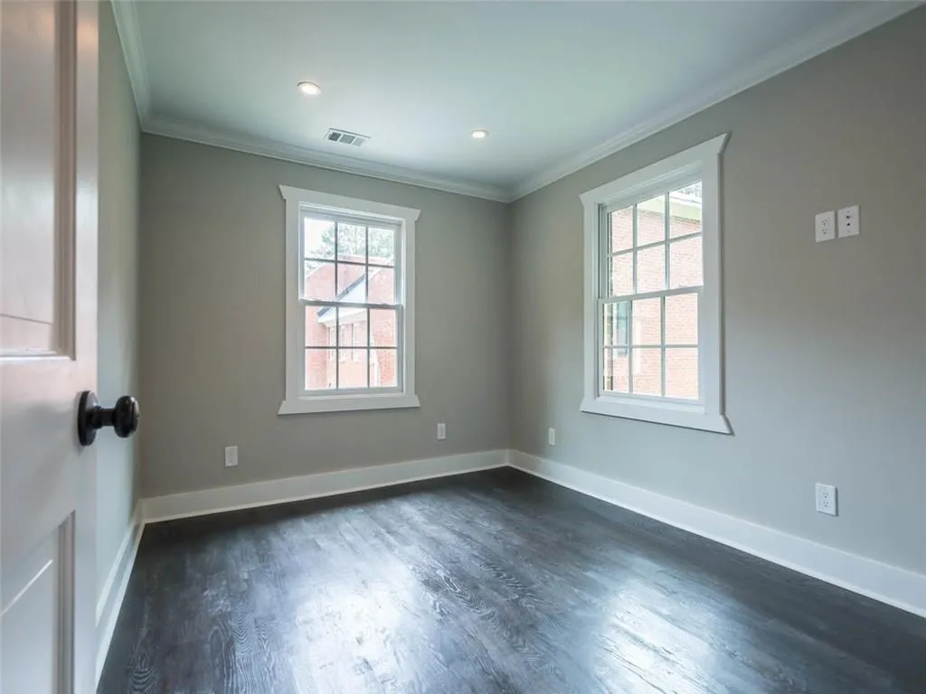 107 Jefferson Circle, Sandy Springs, Georgia 30328, 4 Bedrooms Bedrooms, ,3 BathroomsBathrooms,Residential,Sold,107 Jefferson Circle,5858715