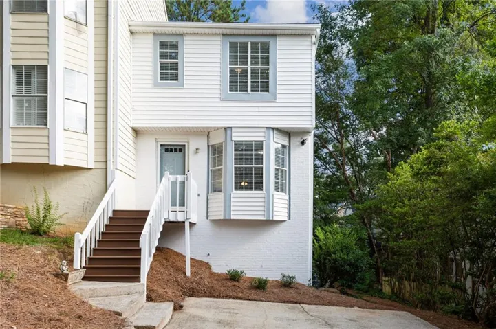 5212 Laurel Bridge Drive Se, Smyrna, Georgia 30082