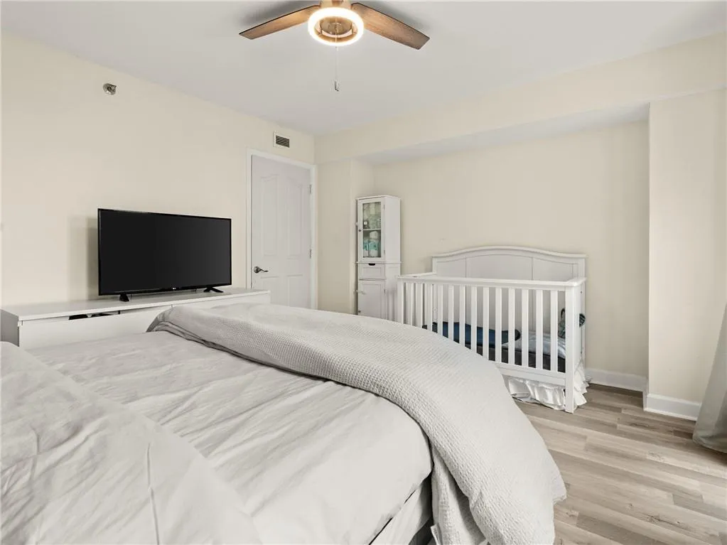 2870 Pharr Court South Nw Unit 504, Atlanta, Georgia 30305, 1 Bedroom Bedrooms, ,1 BathroomBathrooms,Residential,For Sale,2870 Pharr Court South Nw Unit 504,7553306