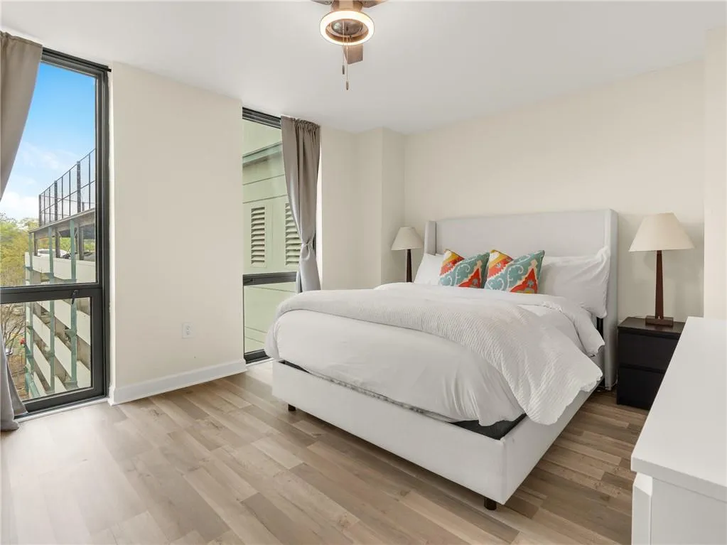 2870 Pharr Court South Nw Unit 504, Atlanta, Georgia 30305, 1 Bedroom Bedrooms, ,1 BathroomBathrooms,Residential,For Sale,2870 Pharr Court South Nw Unit 504,7553306